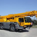 Perbandingan Sewa Truck Crane, Roughter Crane, TMC Crane, dan Crawler Crane di Bandung – Pilih yang Tepat untuk Proyek Anda