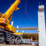 Sewa Roughter Crane Bandung – Tangguh di Medan Sulit, Efisien di Proyek Anda